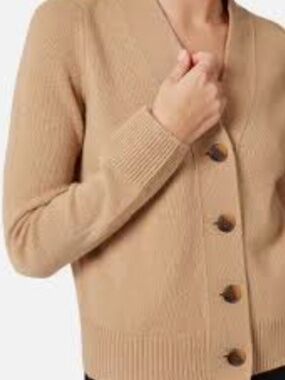 VINCE EUC 100% Cashmere Shrunken Button Cardigan Size L in Camel